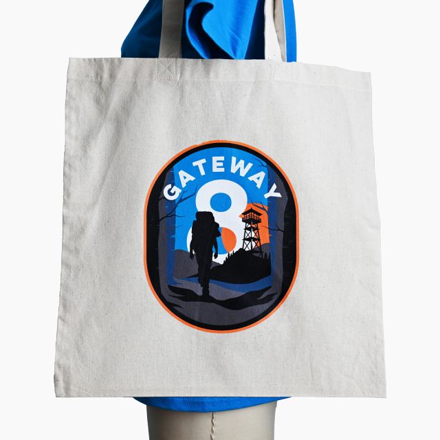 tote front logo