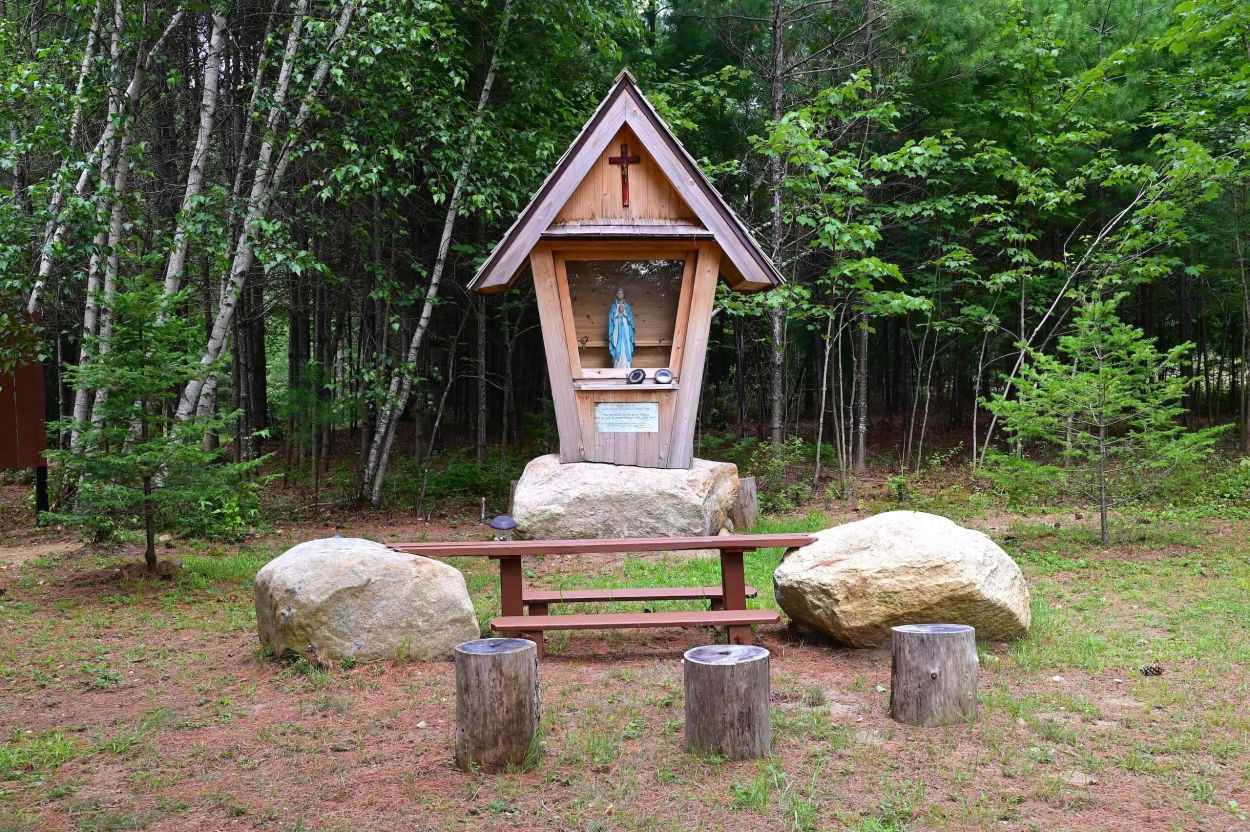 Stony Creek to Harrisburg Lake, Jennifer Kietzman, Memorial