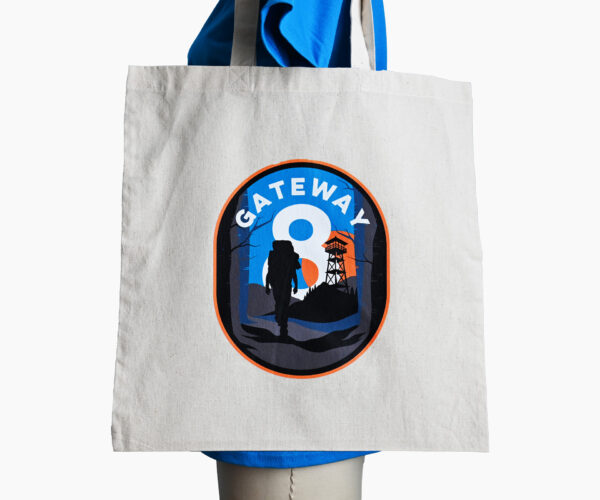 tote front logo